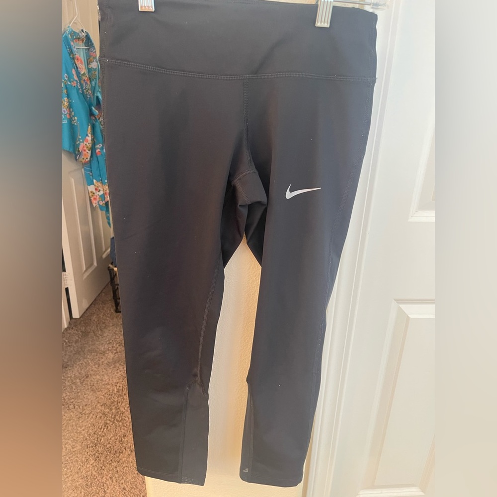 Nike‎ Running Dri Fit Cropped Athletic Leggings size XS